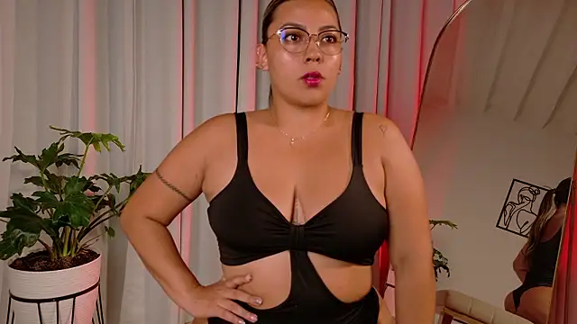 Zara Nova online show from February 19, 2:40 am