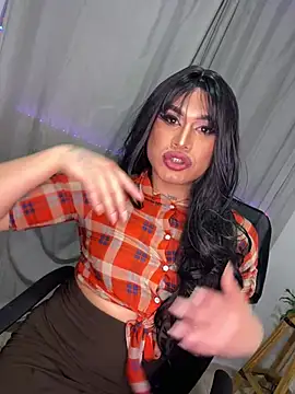 Snapshot of melani_ferraraa_ chatting on June 13, 5:16 am melani ferraraa online show from June 13, 5:16 am