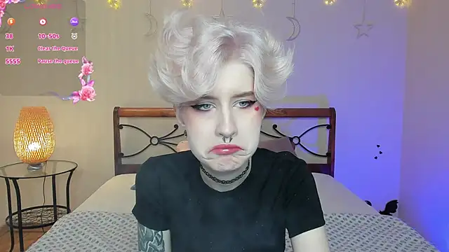 Snapshot of Angel_Julles chatting on November 27, 12:56 am Angel Julles online show from November 27, 12:56 am