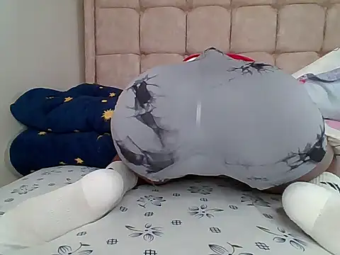 Petite baby5 online show from April 27, 10:57 am