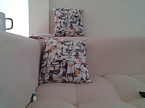 Snapshot of Petite_baby5 chatting on July 28, 12:48 pm Petite baby5 online show from July 28, 12:48 pm