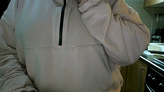 Snapshot of NewBeginnings8 chatting on November 17, 6:30 am NewBeginnings8 online show from November 17, 6:30 am