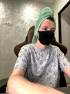 ZlatoslavaLo online show from November 25, 7:19 am