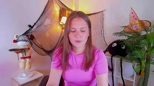 Snapshot of Tinky_kinky chatting on November 7, 11:21 am Tinky kinky online show from November 7, 11:21 am