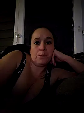 Snapshot of Girlysensuelle chatting on December 13, 8:14 pm Girlysensuelle online show from December 13, 8:14 pm