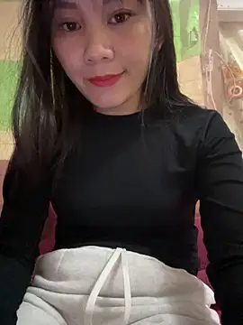 Snapshot of Amino-Suca chatting on November 26, 4:19 pm Amino-Suca online show from November 26, 4:19 pm