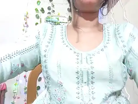 Snapshot of Nancy_queen001 chatting on November 27, 9:17 pm Nancy queen001 online show from November 27, 9:17 pm