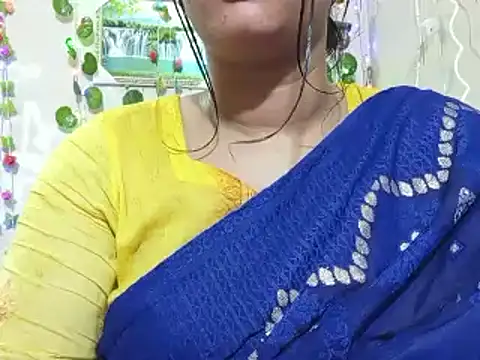 Snapshot of Nancy_queen001 chatting on November 29, 9:34 am Nancy queen001 online show from November 29, 9:34 am