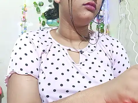 Snapshot of Nancy_queen001 chatting on November 30, 6:45 pm Nancy queen001 online show from November 30, 6:45 pm