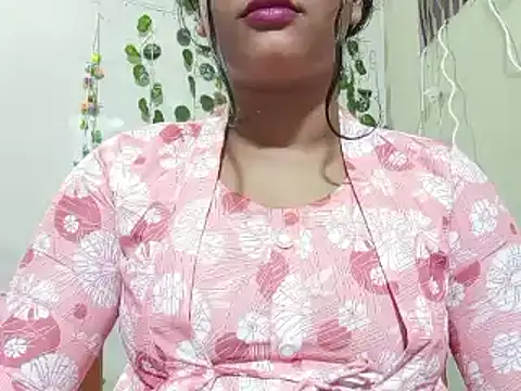 Snapshot of Nancy_queen001 chatting on December 4, 5:43 pm Nancy queen001 online show from December 4, 5:43 pm