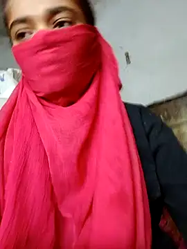 Snapshot of Hot_sutr chatting on November 2, 6:32 pm Hot sutr online show from November 2, 6:32 pm