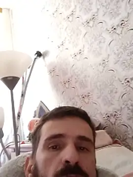 Snapshot of bubu38Goody chatting on June 9, 9:43 am bubu38Goody online show from June 9, 9:43 am