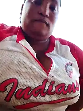 Snapshot of MassiveBoobsxxxx chatting on November 8, 3:56 pm MassiveBoobsxxxx online show from November 8, 3:56 pm