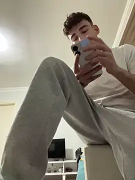 yasinesra757  online show from December 23, 3:15 am