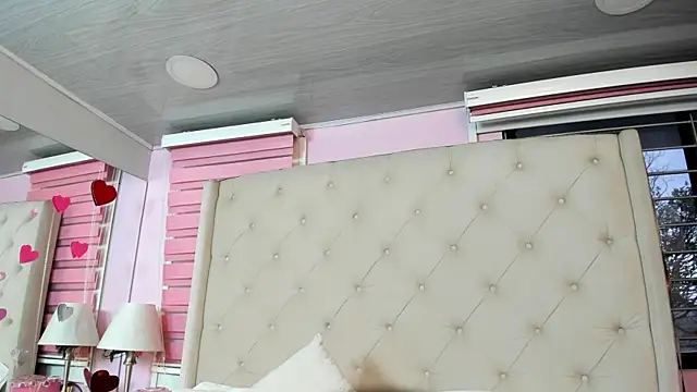 scarlett leblanc  online show from July 9, 11:58 am