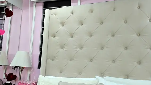 scarlett leblanc  online show from July 11, 12:08 pm