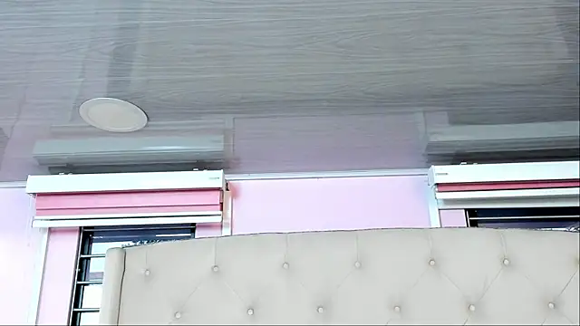 scarlett leblanc  online show from August 4, 11:57 am