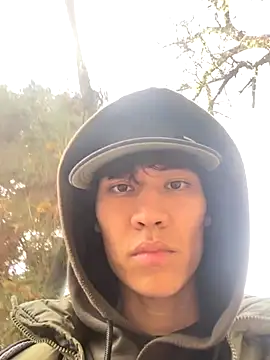 Snapshot of DaleHammer chatting on November 3, 5:31 am DaleHammer online show from November 3, 5:31 am