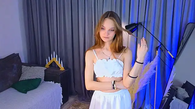 Snapshot of KarlaMagnett chatting on November 21, 3:22 pm KarlaMagnett online show from November 21, 3:22 pm