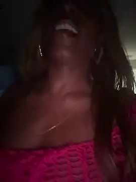 MadameMuse online show from June 12, 1:04 am
