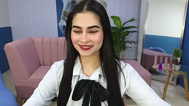 amy lovelydoll online show from June 20, 7:05 pm
