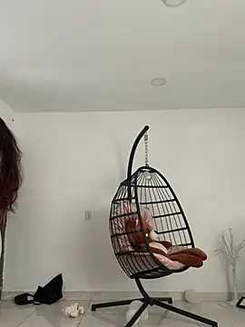 Snapshot of Ania_rose chatting on March 2, 4:03 pm Ania rose online show from March 2, 4:03 pm