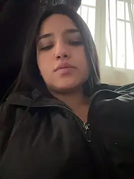 Samantha firee online show from April 23, 11:09 am