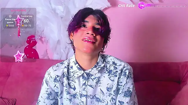 Snapshot of Leo_Glow chatting on February 1, 1:31 pm Leo Glow online show from February 1, 1:31 pm