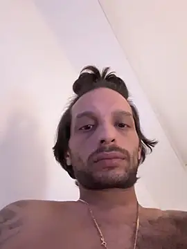 Snapshot of Zaskeee chatting on November 1, 2:24 am Zaskeee online show from November 1, 2:24 am