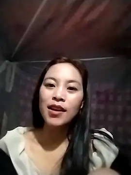 Snapshot of Alice-567 chatting on November 7, 11:16 pm Alice-567 online show from November 7, 11:16 pm