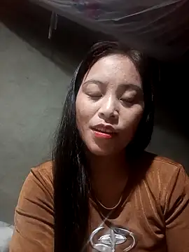 Snapshot of Alice-567 chatting on November 11, 2:44 am Alice-567 online show from November 11, 2:44 am