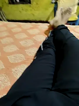 Snapshot of Your_lover_real chatting on November 5, 5:29 am Your lover real online show from November 5, 5:29 am