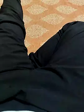 Snapshot of Your_lover_real chatting on November 7, 5:07 am Your lover real online show from November 7, 5:07 am