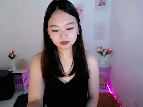 Snapshot of lustfullakim chatting on August 4, 6:10 pm lustfullakim online show from August 4, 6:10 pm