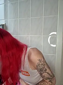 SkinnyGinny online show from November 10, 9:08 am