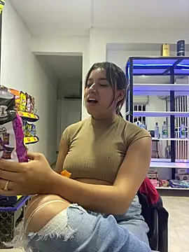 liahot69 online show from July 31, 2:55 am