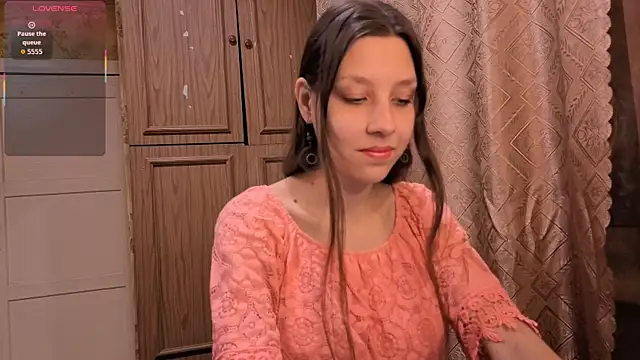 Snapshot of LahomaSassano chatting on November 16, 11:43 pm LahomaSassano online show from November 16, 11:43 pm