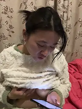 Snapshot of daaqnn chatting on November 12, 2:06 pm daaqnn online show from November 12, 2:06 pm