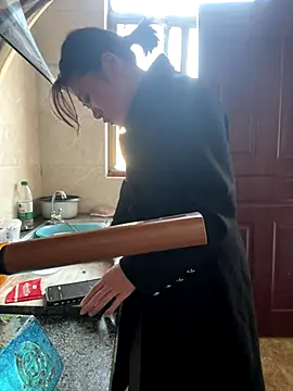 Snapshot of daaqnn chatting on November 27, 11:40 pm daaqnn online show from November 27, 11:40 pm