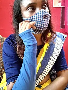 Snapshot of Queen-dhivya chatting on December 2, 4:29 am Queen-dhivya online show from December 2, 4:29 am