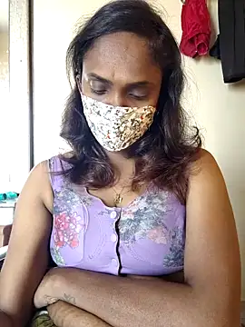 Queen-dhivya online show from March 6, 7:05 am