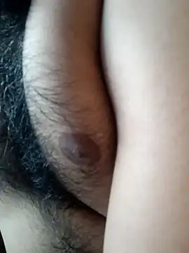 Snapshot of bearslove143 chatting on November 8, 6:07 pm bearslove143 online show from November 8, 6:07 pm