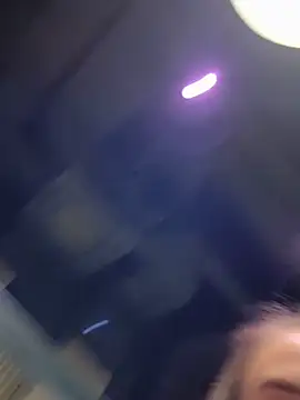 Snapshot of KristiRich chatting on November 14, 7:29 am KristiRich online show from November 14, 7:29 am