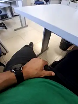 Snapshot of Kasadosfd chatting on February 4, 3:40 pm Kasadosfd online show from February 4, 3:40 pm