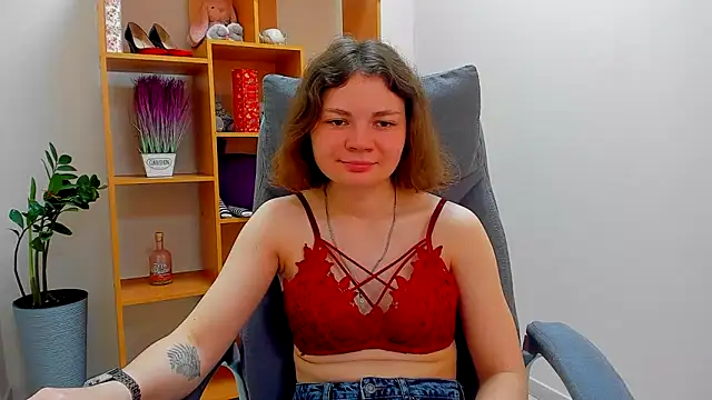 Snapshot of Stella-Maers chatting on May 21, 7:15 am Stella-Maers online show from May 21, 7:15 am