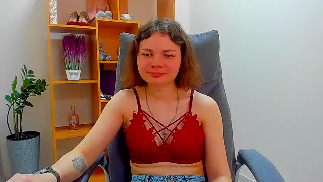 Snapshot of Stella-Maers chatting on May 25, 7:14 am Stella-Maers online show from May 25, 7:14 am