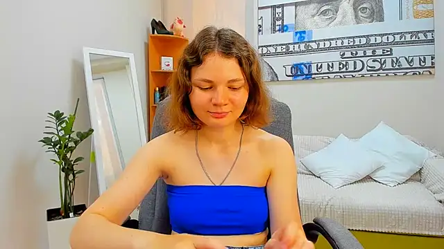 Snapshot of Stella-Maers chatting on June 17, 7:22 am Stella-Maers online show from June 17, 7:22 am