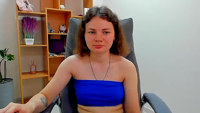 Snapshot of Stella-Maers chatting on June 22, 7:05 am Stella-Maers online show from June 22, 7:05 am