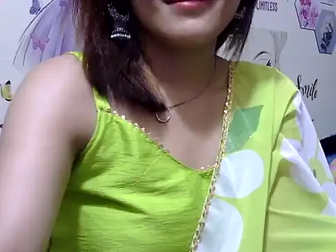 maira 33 online show from April 26, 11:30 am
