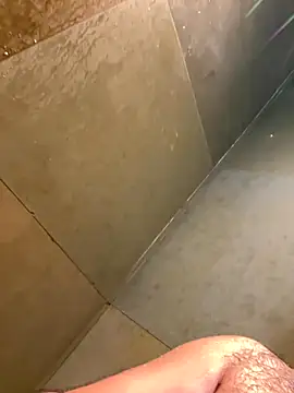 Snapshot of alan0ass chatting on November 9, 8:45 am alan0ass online show from November 9, 8:45 am